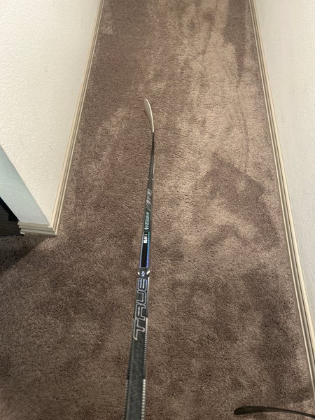 Senior True Hzrdus 9x4 Right Handed Hockey Stick P90TM Pro Stock (Used)