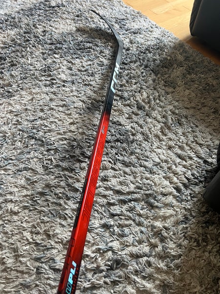 Senior CCM Jetspeed FT8 Pro Right Handed Hockey Stick P90 Pro Stock (New)