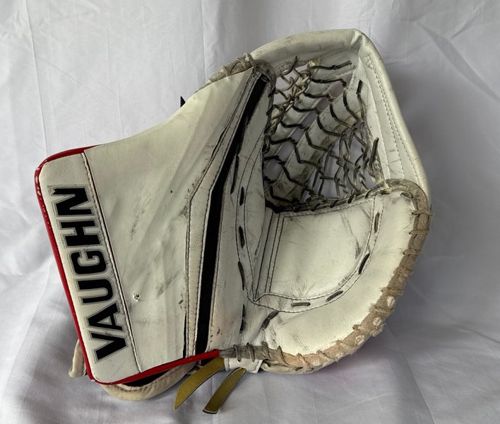 Vaughn V9 Senior Catcher