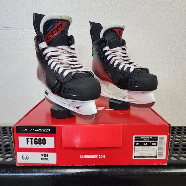 CCM Jetspeed FT680 Hockey Skates - Size 5.5 Wide (New)