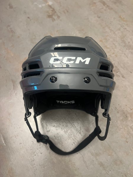 Large CCM tacks 720 Helmet  (Used)