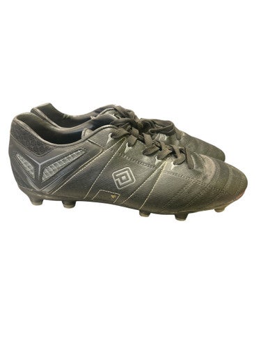 Used Umbro 160471-M BLK/GRY Soccer Cleats Black Senior 8.5 11862-S000089727