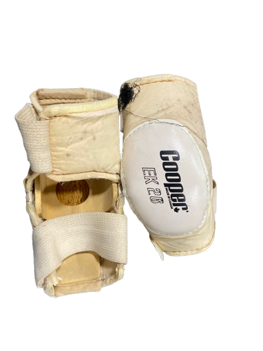 Used Cooper Senior Elbow Pads SM 11472-S000141859
