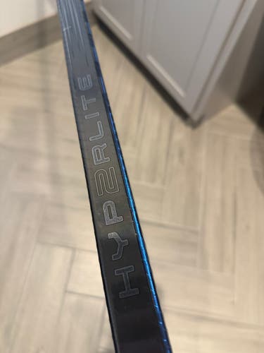 Senior Bauer Hyperlite 2 LH P28 Pro Stock 87 flex (New)
