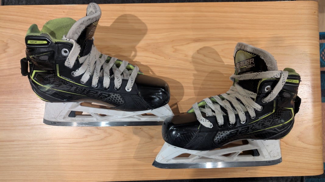 Bauer GSX Hockey Goalie Skates Size 5.5EE (Used) with extra blades and skate guards