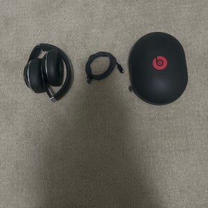 Beats Studio Wireless Headphones