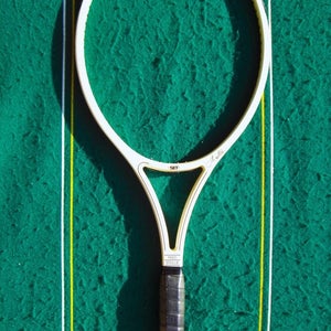 Unique 1986 SET Fred Stolle Graphite Racquet OS 110 4 5/8 Unstrung 16x19 EXCL