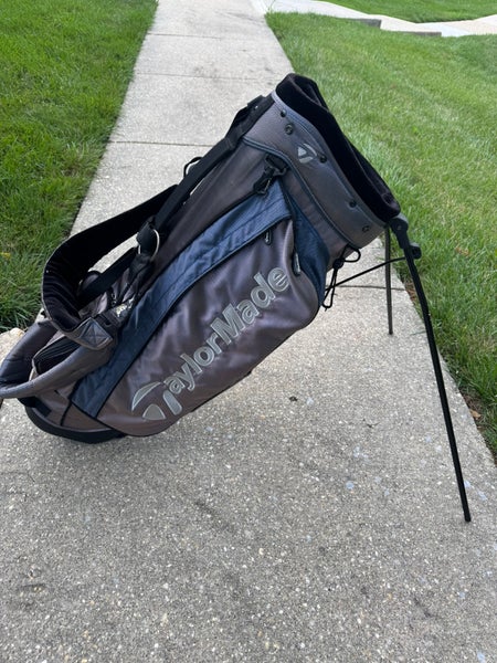 TaylorMade  Stand Golf Bag Used