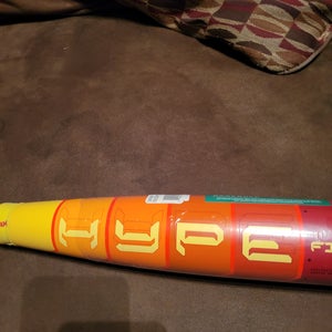 Brand new 2025 Easton Hype Fire Composite USABat Certified Bat