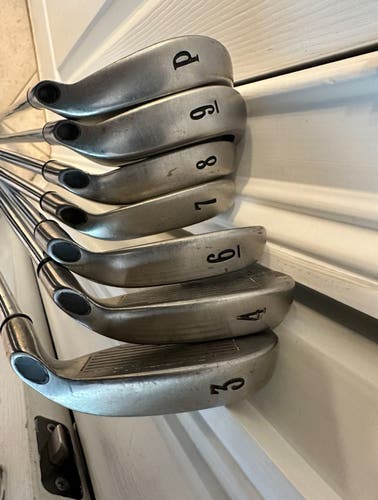 Men's Callaway Steelhead X-14 Right Handed Iron Set 9 Pieces Steel Shaft (Used)