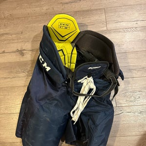 Large Senior CCM Tacks 9060 Hockey Pants (Used)