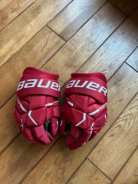 Bauer hockey gloves