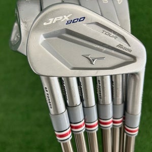 Mizuno JPX 900 Tour Iron Set 4-P / Recoil F3 95 Regular Graphite