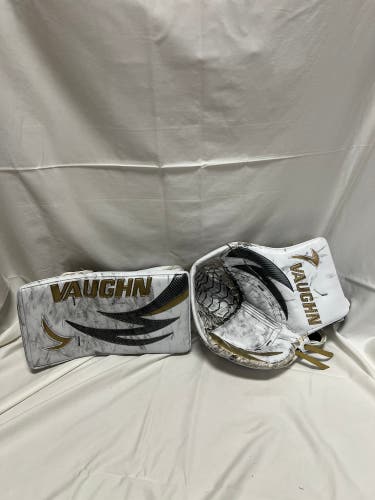 Saville Pro Return Vaughn V10 Pro Carbon Full Right Glove Set