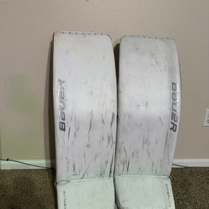Large  2023 Bauer Vapor Hyperlite 2 Goalie Leg Pads Pro Stock (Used)