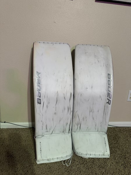 Large  2023 Bauer Vapor Hyperlite 2 Goalie Leg Pads Pro Stock (Used)