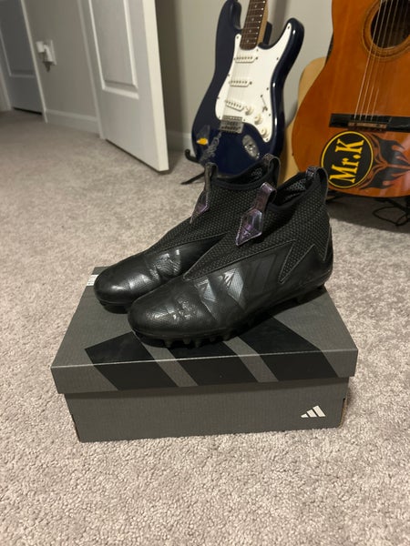 Black Unisex Youth Size M 6.0 (W 7.0) Adidas Molded Cleats Cleats (Used)