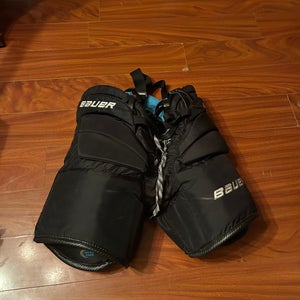 Intermediate Medium Bauer Hockey Goalie Pants  (Used)