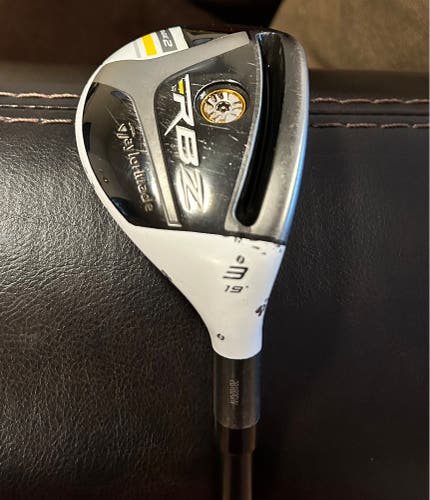 Men's TaylorMade RocketBallz Stage 2 Right Handed Hybrid Regular Flex 3H (Used)
