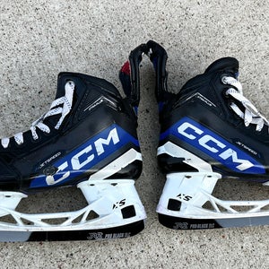 CCM Jetspeed XTRA PLUS Size 4 (Used) w/ 3 Sets of Steel.