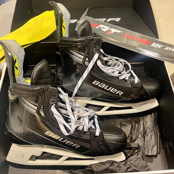 2024 Bauer Total Custom Vapor Hyperlite 2 Hockey Skates 9.5, Fit 3 (Used 3 times)