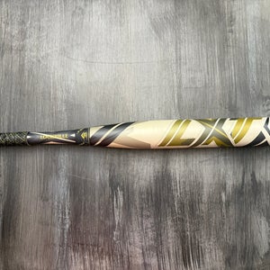 Louisville Slugger LXT Composite Bat (-10)  22 oz 32" (Used)