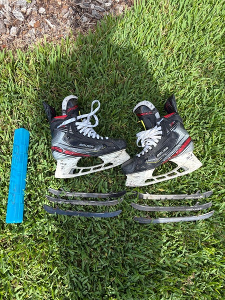 Bauer Vapor 2X Pro Hockey Skates Regular Width   8 (Used)