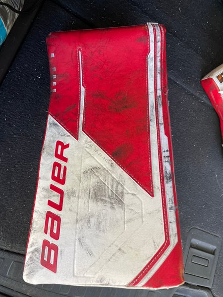 Senior Bauer M5 Pro Blocker (Used)