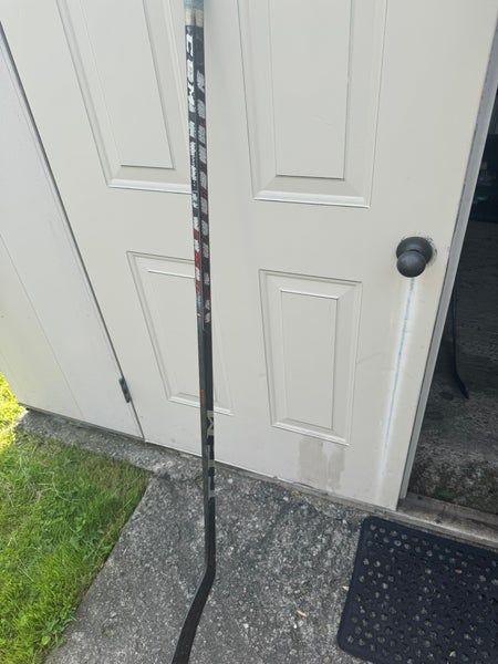 Intermediate CCM JetSpeed FT3 Pro Right Handed Hockey Stick Pro Stock (Used)