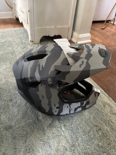 BELL SANCTION 2 DLX MIPS ADULT FULL FACE MTB DOWNHILL BMX HELMET