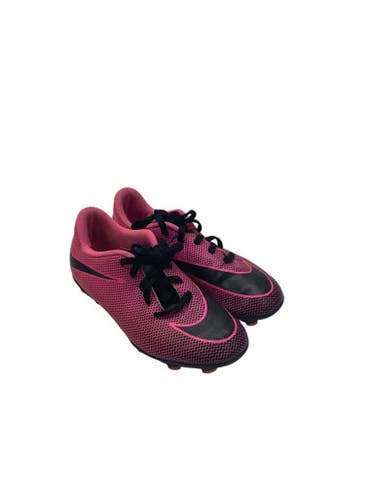 Used Nike Soccer Cleats Pink Junior 01 11347-S000251116