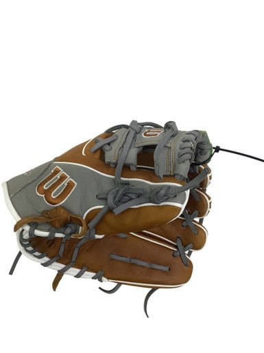 Used Wilson A1000 A10RB24PF11H BB/SB Glove RH Throw Brown 11" 11347-S000251106