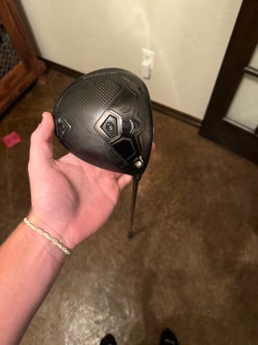 Men's 2024 Cobra Darkspeed X Right Handed Driver Stiff Flex 9 Loft (Used)