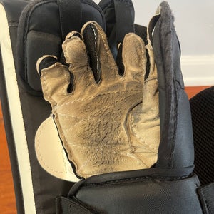 CCM YTFLEX 3 Glove and Blocker - Youth