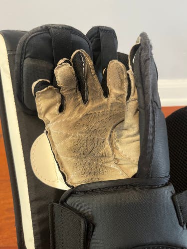 CCM YTFLEX 3 Glove and Blocker - Youth