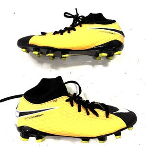 Used Nike Soccer Cleats Yellow Junior 05 11860-S000294229