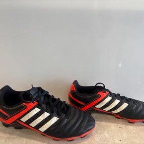 Used Adidas Soccer Cleats None Junior 04 11858-S000077214