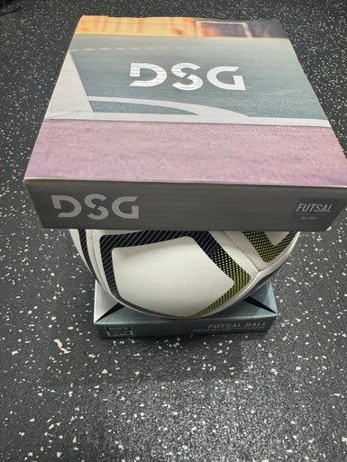 New DSG Futsal ball 11849-S000029552