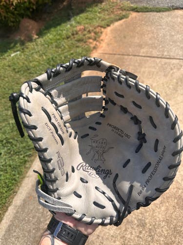 2025 First Base RH Rawlings Heart of the Hide Baseball Glove 12.25" (Used)