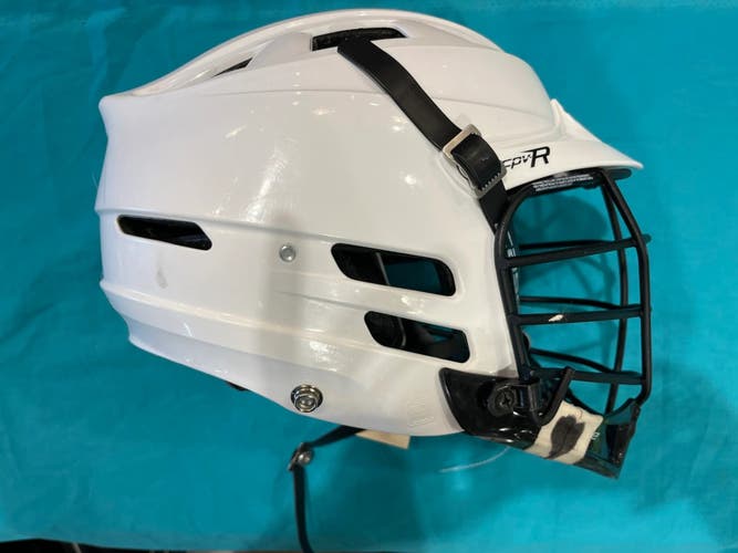 White Adult Cascade CPV-R Helmet (Used)