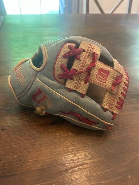 Infield RH Wilson A2000 1786 Baseball Glove 11.5" (Used)