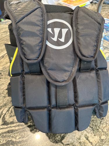 Large/Extra Large  Warrior Ritual GT2 Goalie Chest Protector (Used)