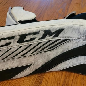 CCM Axis 1.9 Blocker Regular (Used)