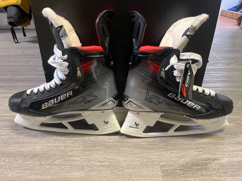 Bauer Vapor x5 Pro Hockey Skates   Size 6.5 (New)