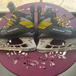 Bauer Supreme 3S Hockey Skates Regular Width   9.5 (Used)