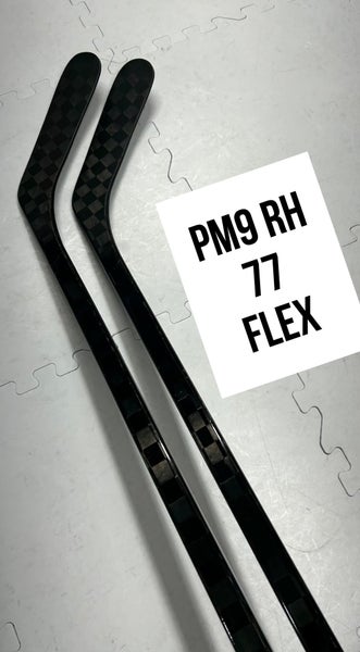 Senior(2x)Right PM9 77 Flex PROBLACKSTOCK Unbranded Blackouts Pro Stock Nexus Hockey Sticks