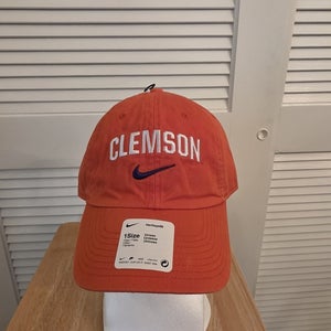 NWT Clemson Tigers Nike Heritage86 Strapback Hat NCAA