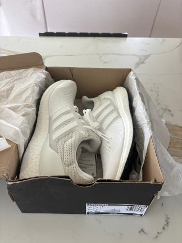 Nike ultra boost shoes