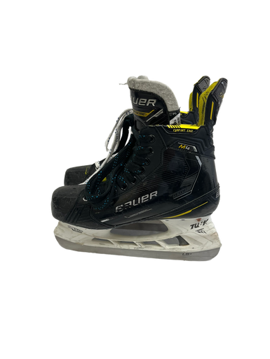 Used Bauer SUPREME M4 Intermediate Hockey Skate Intermediate 6.5 11692-S000138592