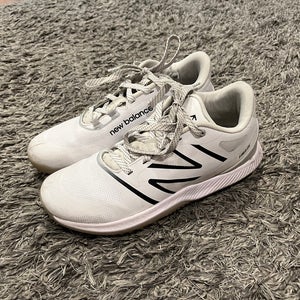 White Men's Size M 8.5 (W 9.5) Adult New Balance Freeze Turf Cleats (Used)